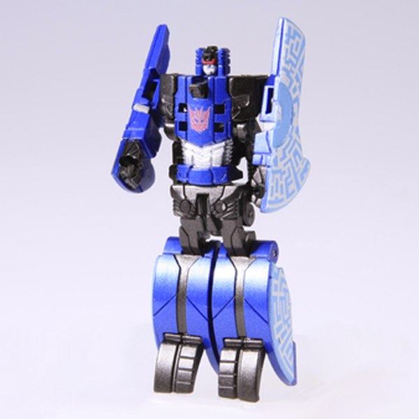 Transformers Generations TG17 Autobot And TG16 Decepticon Data Discs Official Images From Takara Tomy  (5 of 8)